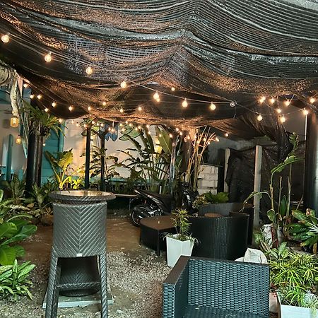 Pondok Beach Shack Kampong Juara Esterno foto