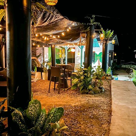 Pondok Beach Shack Kampong Juara Esterno foto