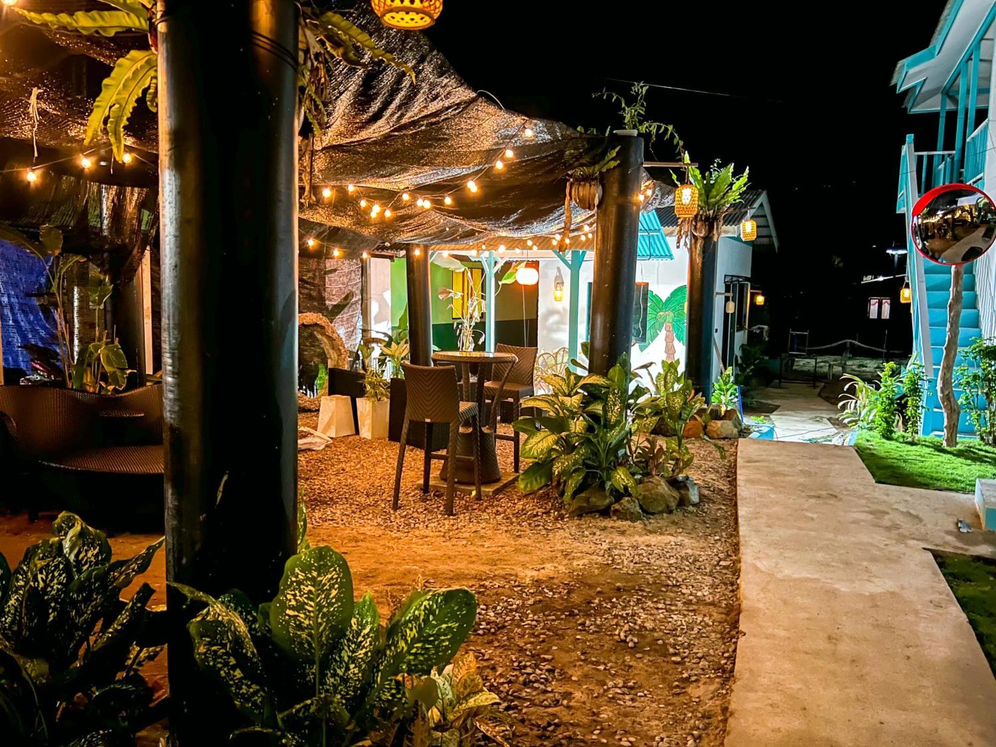 Pondok Beach Shack Kampong Juara Esterno foto